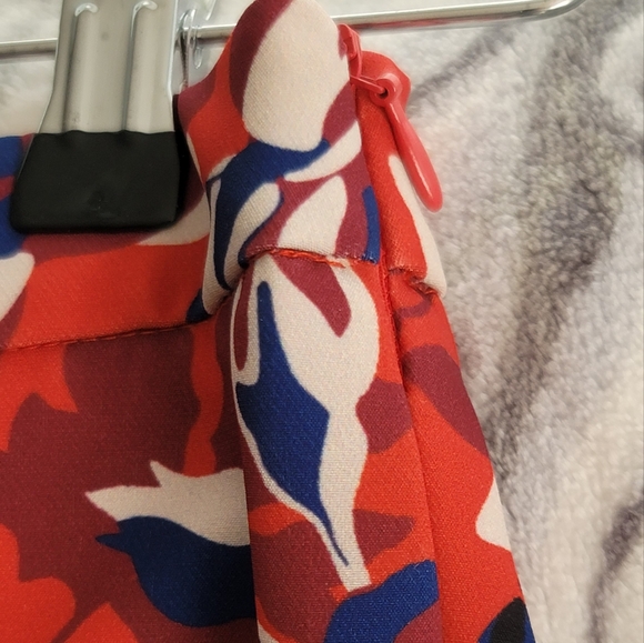 LIU JO  TROUSERS - Picture 10 of 14